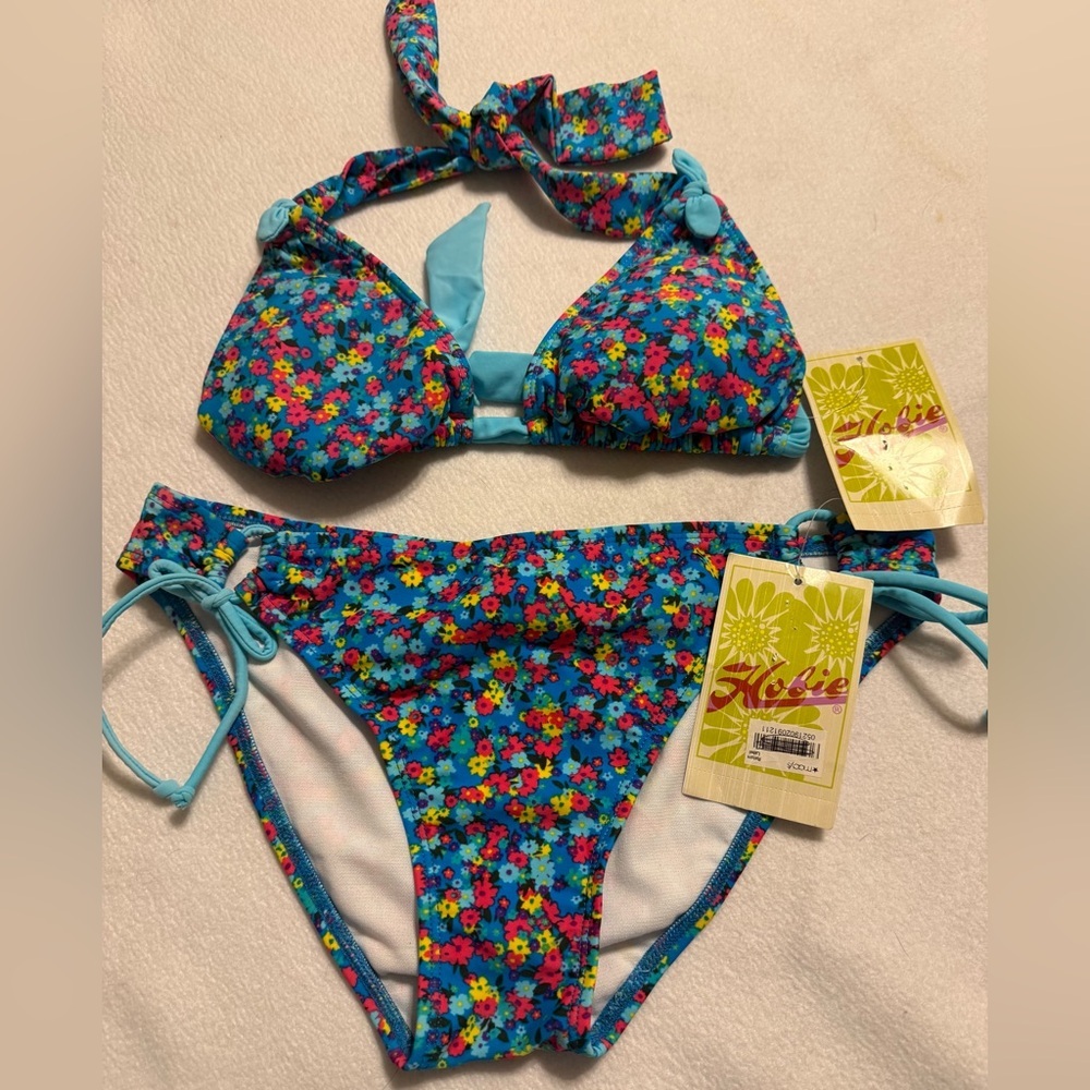 New Hobbie Floral Hipster Bikini. Top and bottom are a size Jr. Medium